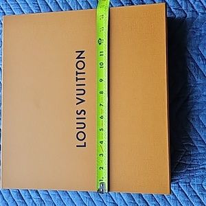 Louis Vuitton flat magnetic box